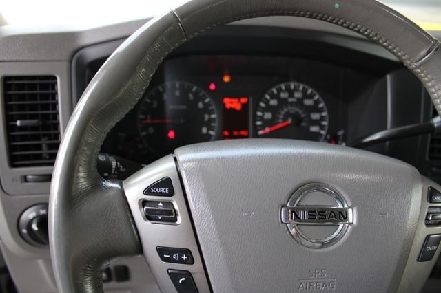 2018 Nissan NV Passenger NV3500 HD SL V8 - 23068909 - 10