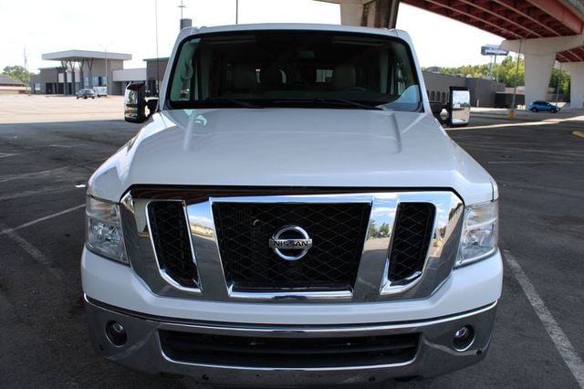 2018 Nissan NV Passenger NV3500 HD SL V8 - 23068909 - 2