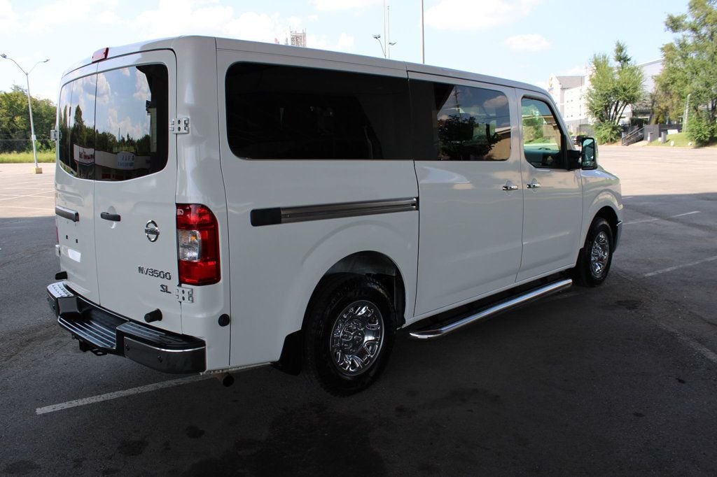 2018 Nissan NV Passenger NV3500 HD SL V8 - 23068909 - 5