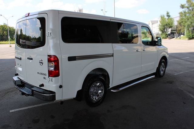 2018 Nissan NV Passenger NV3500 HD SL V8 - 23068909 - 5