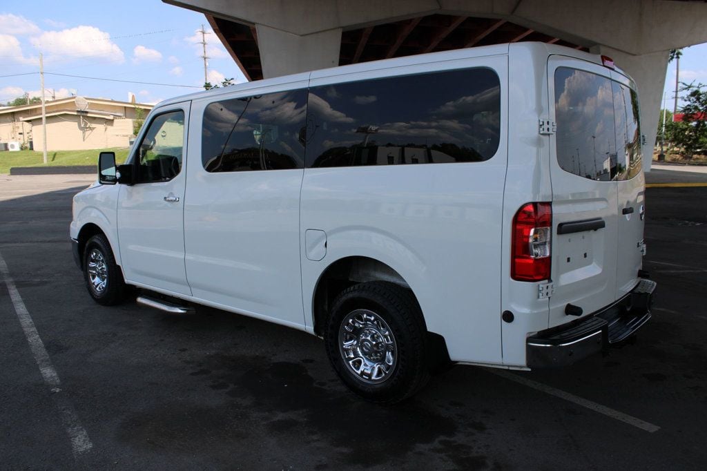 2018 Nissan NV Passenger NV3500 HD SL V8 - 23068909 - 7