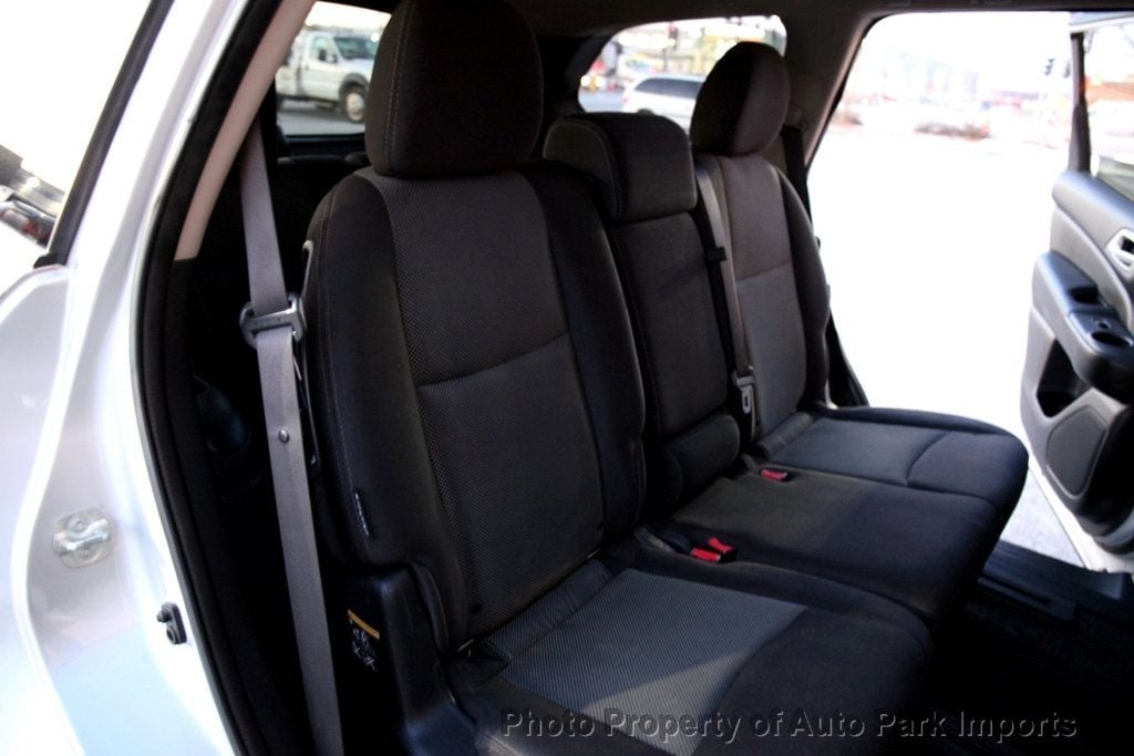 2018 Nissan Pathfinder 4x4 S - 22929566 - 20