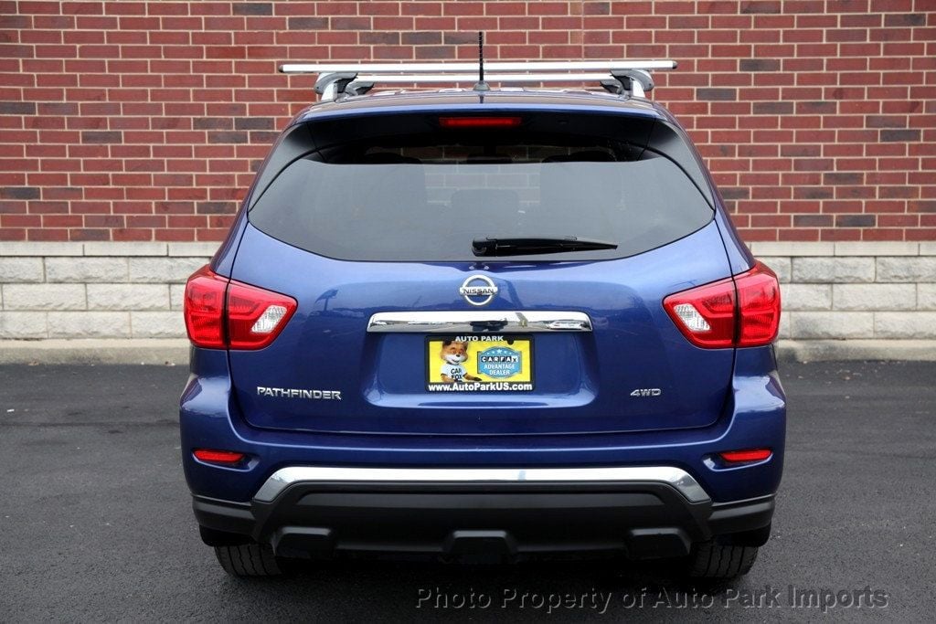 2018 Nissan Pathfinder 4x4 S - 22959940 - 17