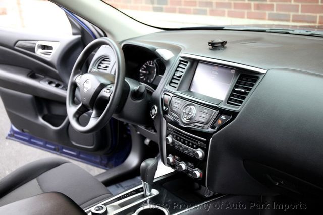 2018 Nissan Pathfinder 4x4 S - 22959940 - 33