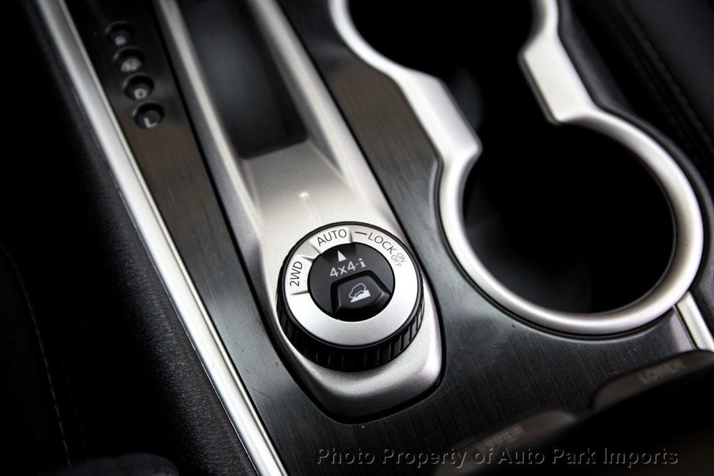 2018 Nissan Pathfinder 4x4 S - 22959940 - 38