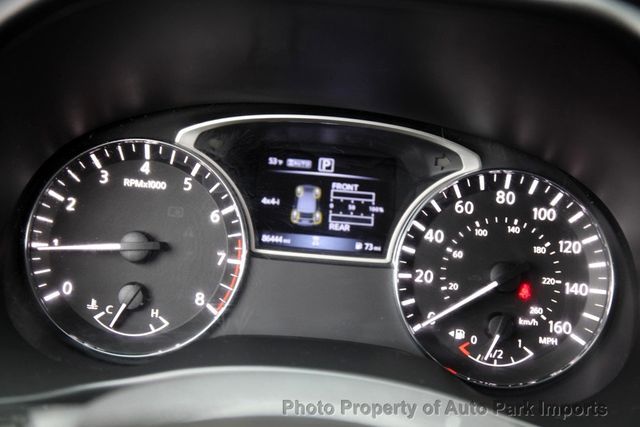 2018 Nissan Pathfinder 4x4 S - 22959940 - 39