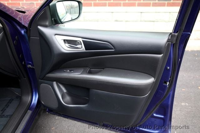 2018 Nissan Pathfinder 4x4 S - 22959940 - 43