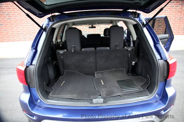 2018 Nissan Pathfinder 4x4 S - 22959940 - 44