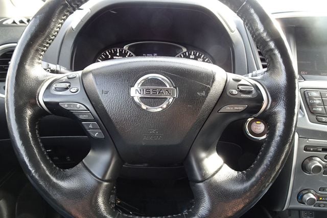 2018 Nissan Pathfinder 4x4 SL - 22932052 - 16