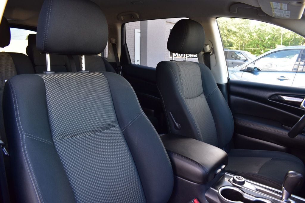 2018 Nissan Pathfinder 4x4 SV - 23078988 - 15