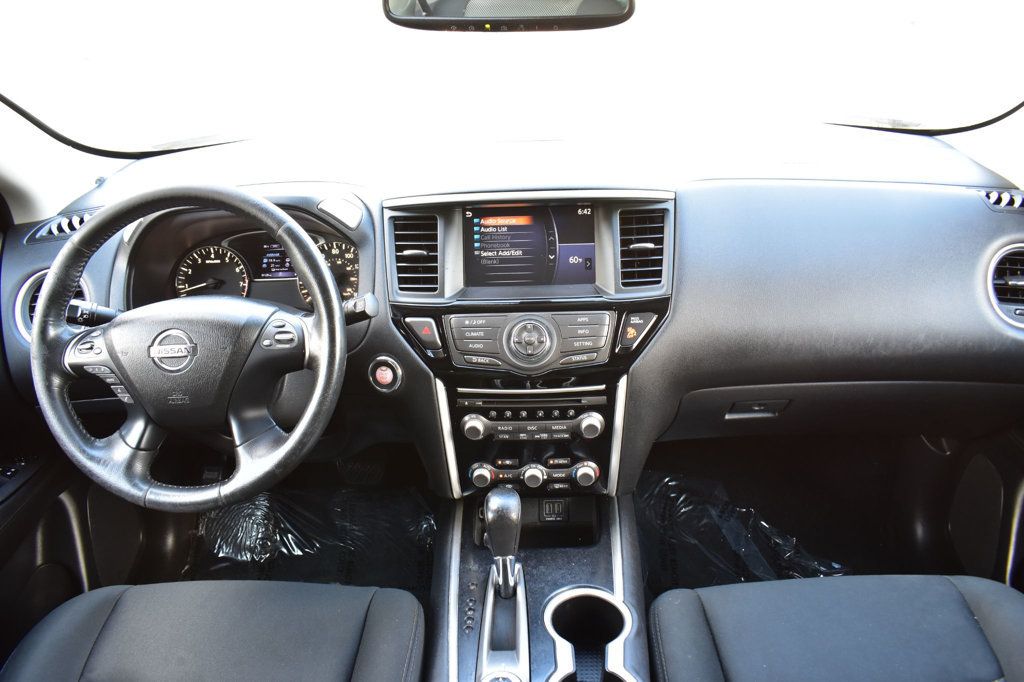 2018 Nissan Pathfinder 4x4 SV - 23078988 - 29