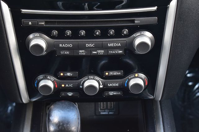 2018 Nissan Pathfinder 4x4 SV - 23078988 - 31