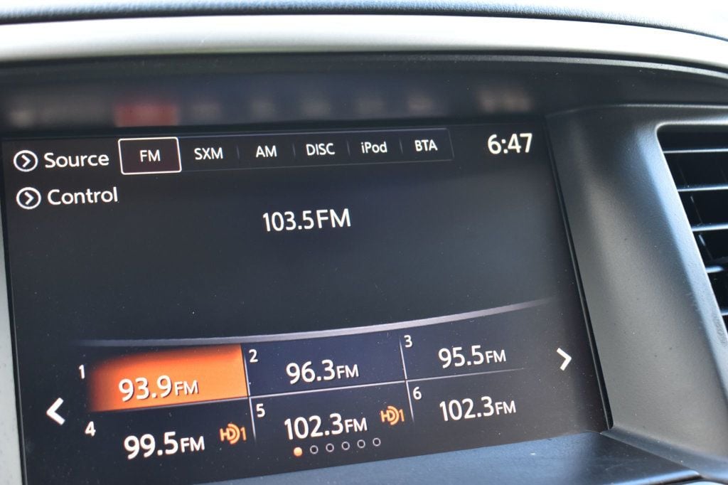 2018 Nissan Pathfinder 4x4 SV - 23078988 - 41