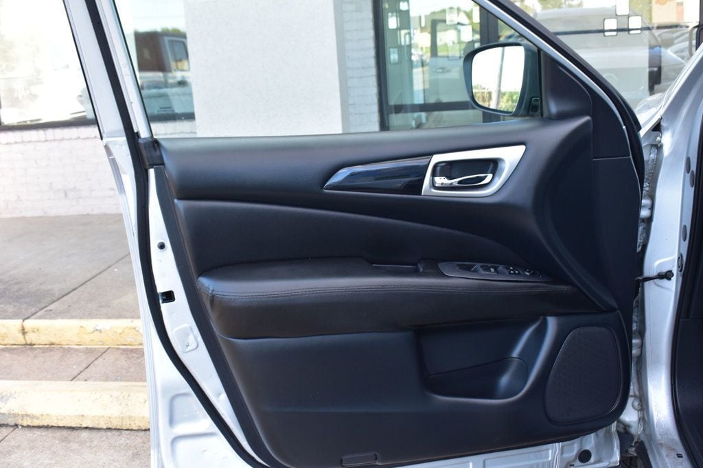2018 Nissan Pathfinder 4x4 SV - 23078988 - 52