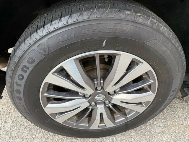 2018 Nissan Pathfinder 4x4 SV - 23002358 - 15