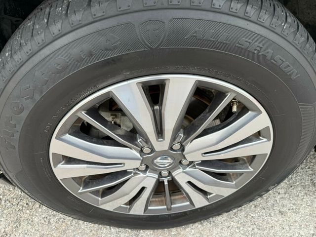 2018 Nissan Pathfinder 4x4 SV - 23002358 - 7