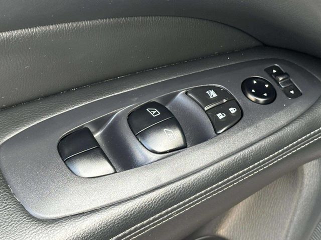 2018 Nissan Pathfinder 4x4 SV - 22934057 - 9