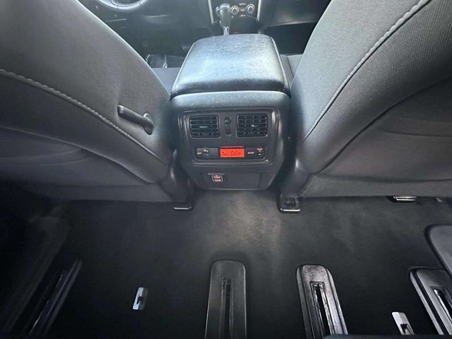 2018 Nissan Pathfinder 4x4 SV - 22934057 - 29