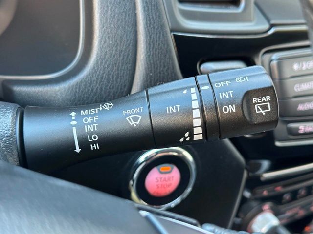2018 Nissan Pathfinder 4x4 SV - 22934057 - 46