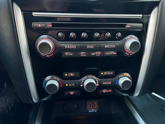 2018 Nissan Pathfinder 4x4 SV - 22934057 - 58
