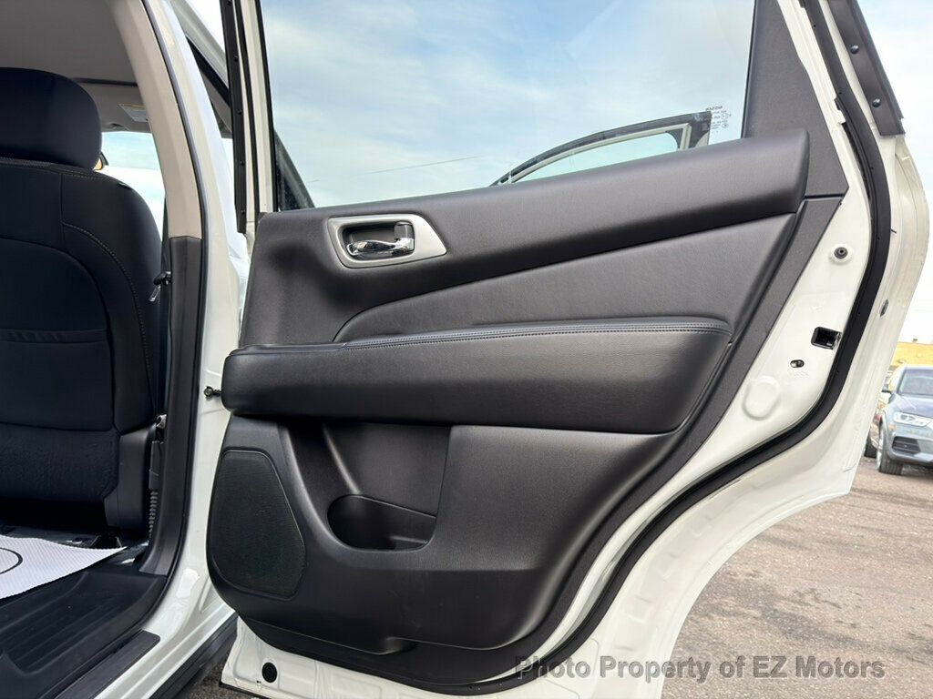 2018 Nissan Pathfinder 81921 KMS! FULLY SERVICED! CERTIFIED! - 22947735 - 25