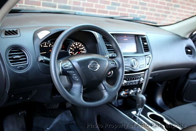 2018 Nissan Pathfinder FWD S - 22886648 - 19