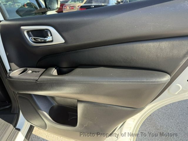 2018 Nissan Pathfinder FWD S - 23101068 - 10