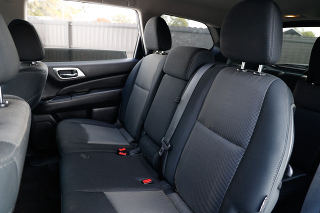 2018 Nissan Pathfinder FWD S - 22990149 - 10