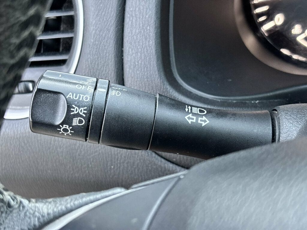 2018 Nissan Pathfinder FWD SL - 23092015 - 35