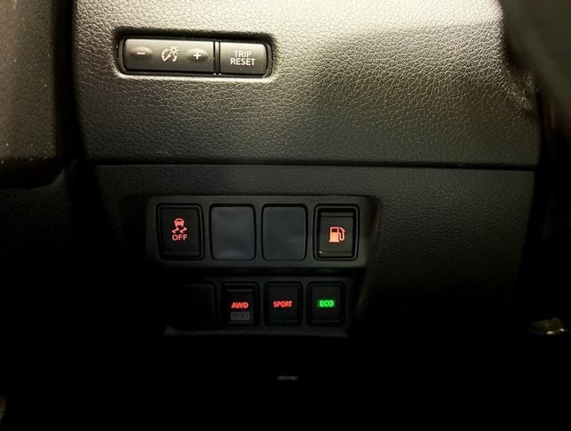 2018 Nissan Rogue AWD S - 22932368 - 12