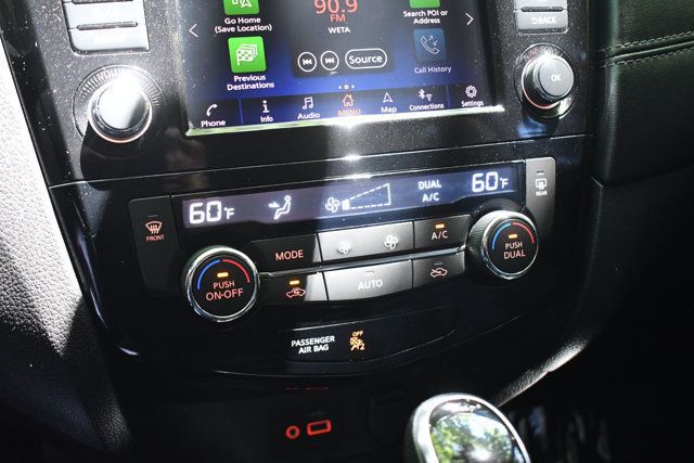 2018 Nissan Rogue AWD SL - 23036207 - 18
