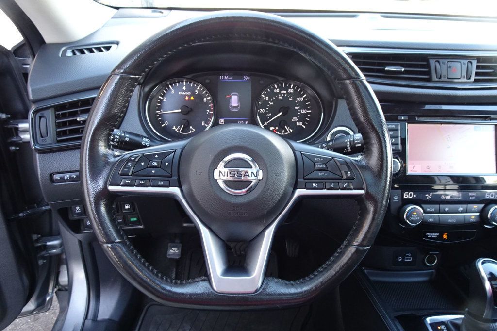 2018 Nissan Rogue SL photo 21