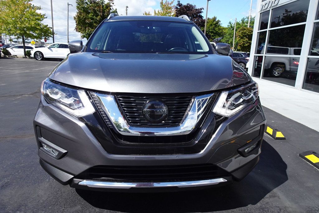 2018 Nissan Rogue SL photo 3