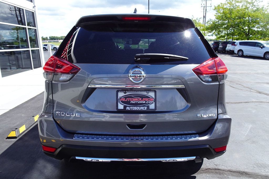 2018 Nissan Rogue SL photo 7