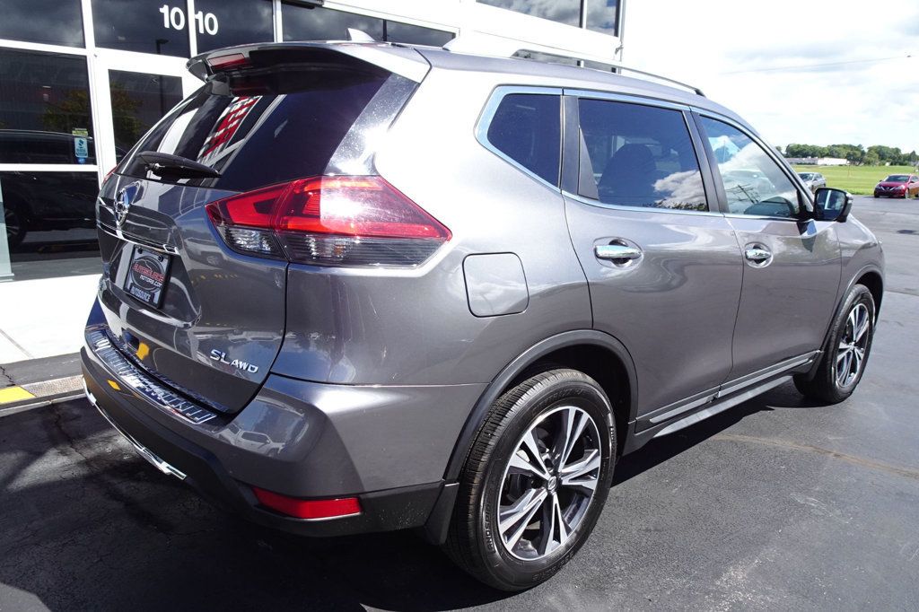 2018 Nissan Rogue SL photo 8