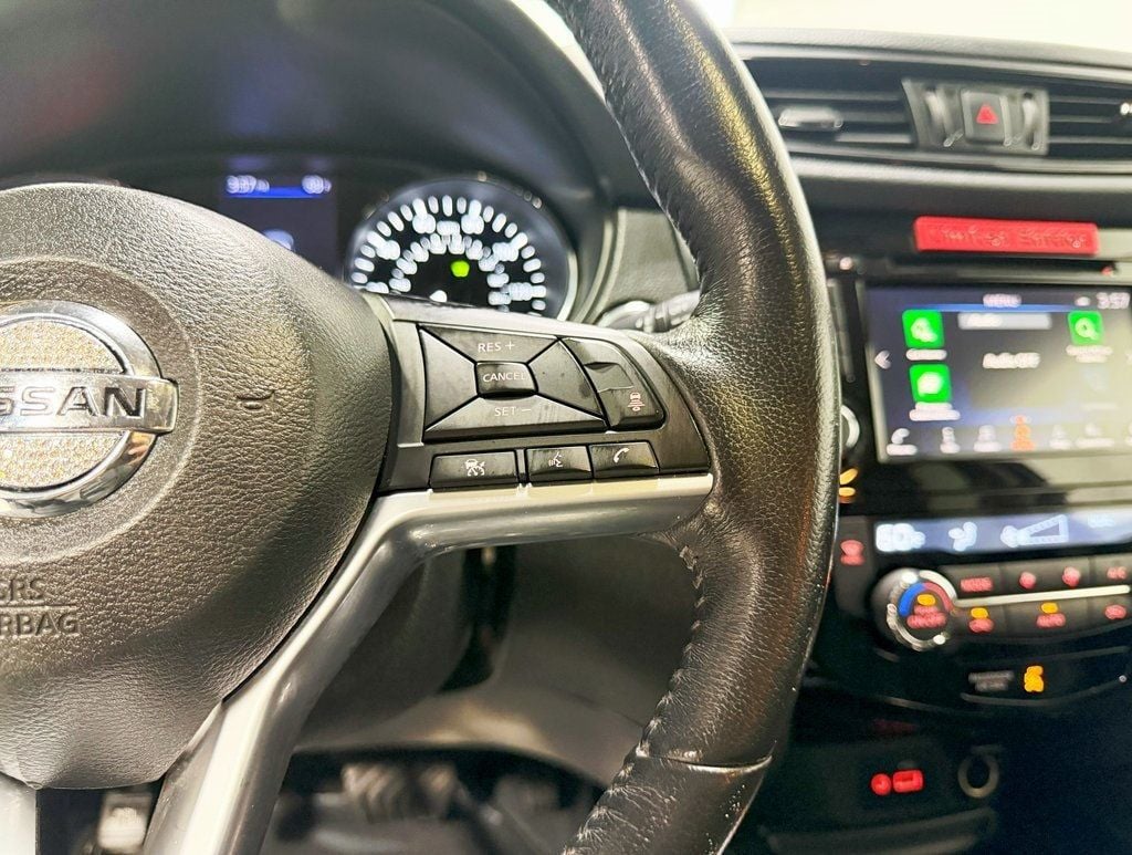 2018 Nissan Rogue SL Hybrid photo 8