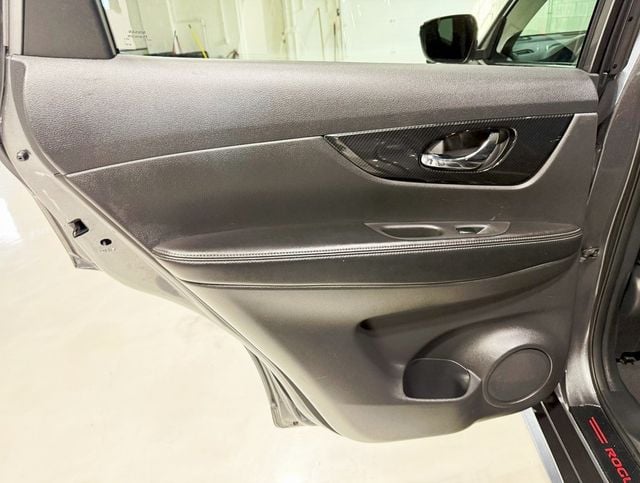 2018 Nissan Rogue AWD SL Hybrid - 22902868 - 34