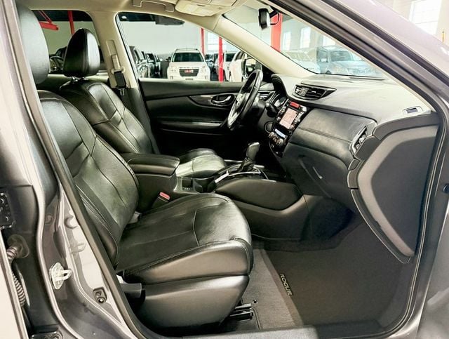 2018 Nissan Rogue AWD SL Hybrid - 22902868 - 39