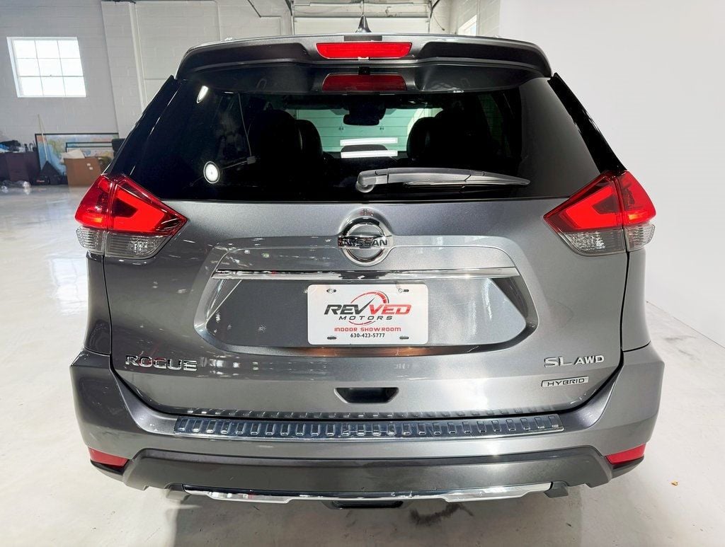 2018 Nissan Rogue SL Hybrid photo 2