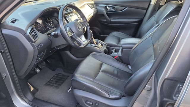 2018 Nissan Rogue AWD SL - Locally Owned, Well Cared For - 23095084 - 13