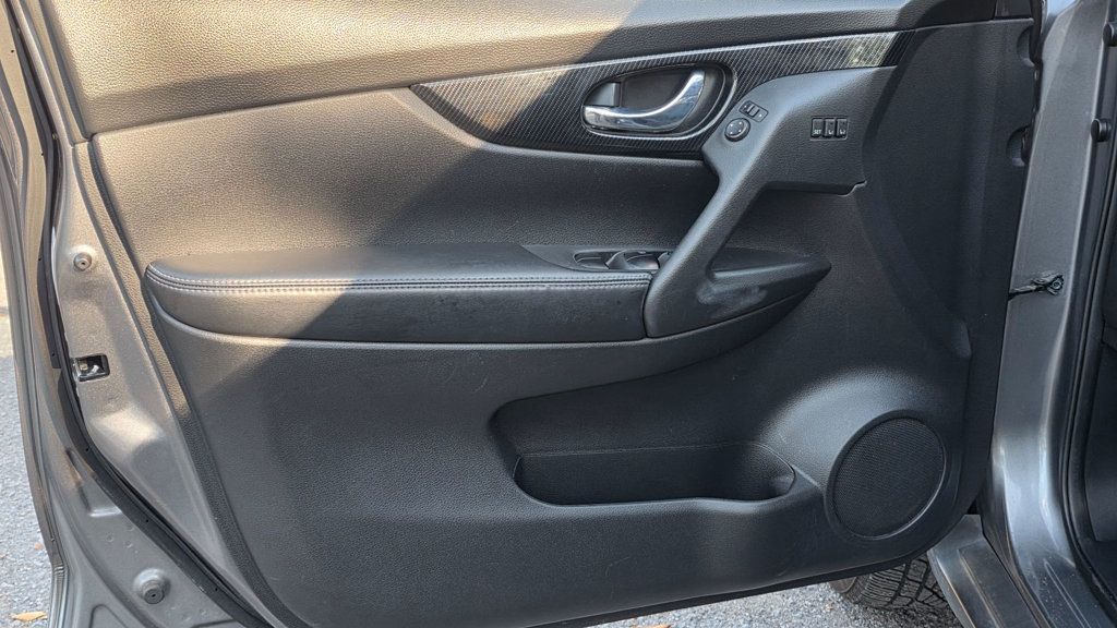 2018 Nissan Rogue AWD SL - Locally Owned, Well Cared For - 23095084 - 15