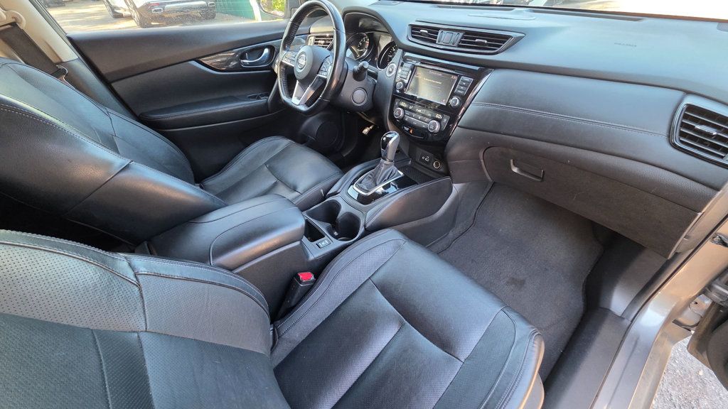 2018 Nissan Rogue AWD SL - Locally Owned, Well Cared For - 23095084 - 26