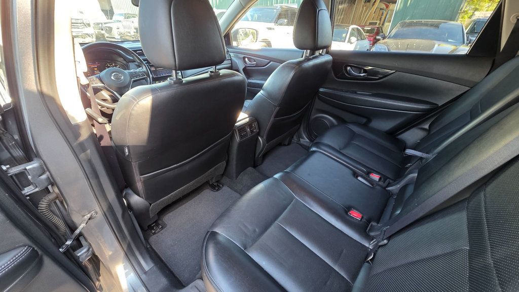 2018 Nissan Rogue AWD SL - Locally Owned, Well Cared For - 23095084 - 31