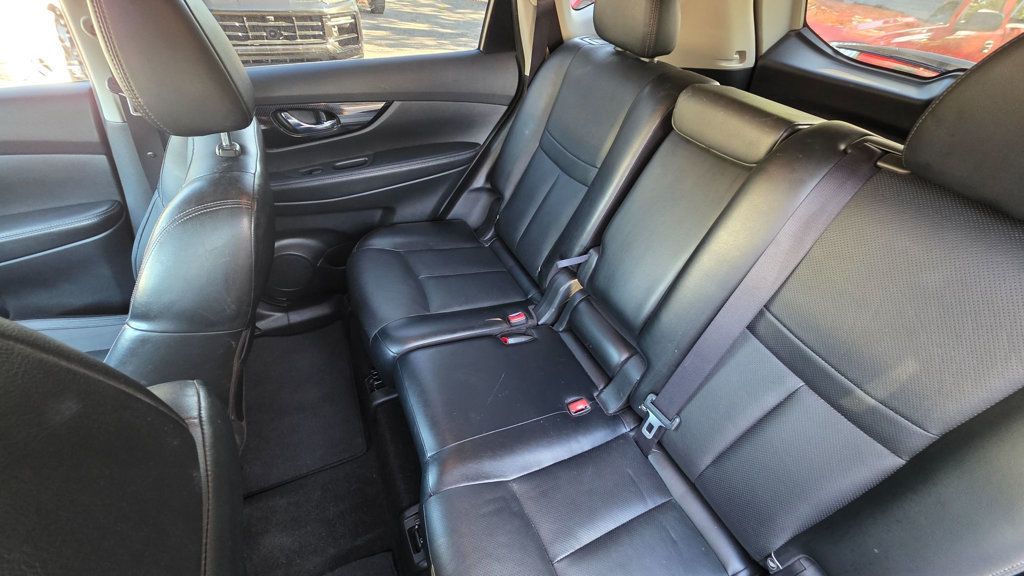 2018 Nissan Rogue AWD SL - Locally Owned, Well Cared For - 23095084 - 33