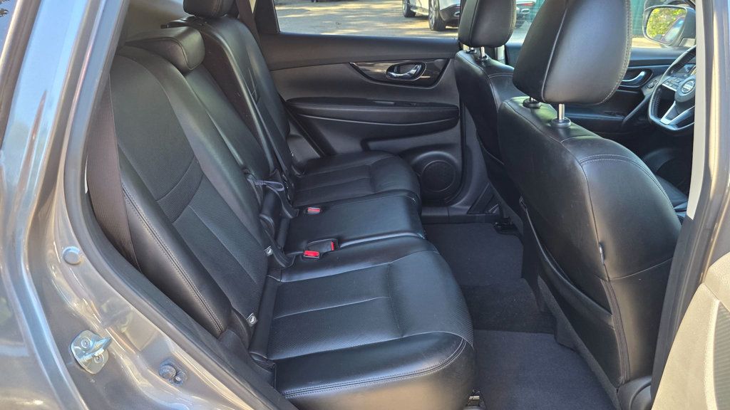 2018 Nissan Rogue AWD SL - Locally Owned, Well Cared For - 23095084 - 36