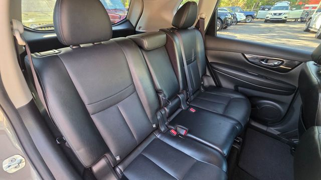 2018 Nissan Rogue AWD SL - Locally Owned, Well Cared For - 23095084 - 38