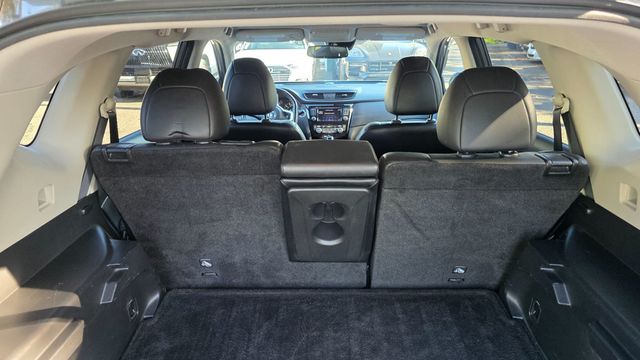 2018 Nissan Rogue AWD SL - Locally Owned, Well Cared For - 23095084 - 44