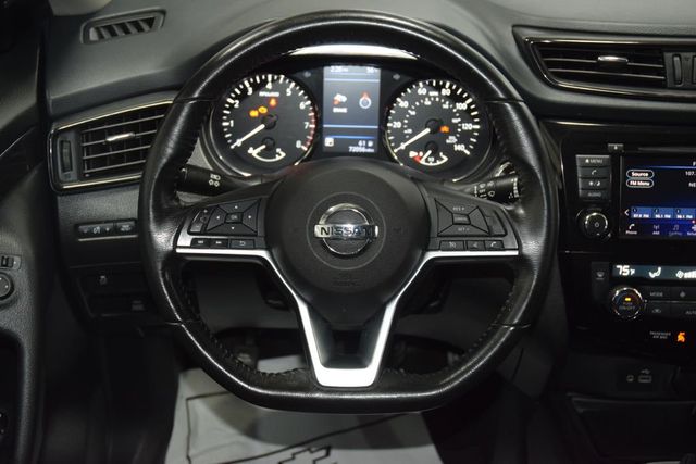 2018 Nissan Rogue AWD SV - 23025619 - 35