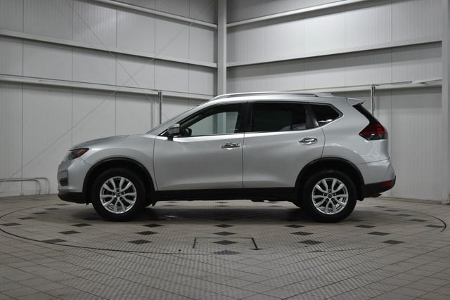 2018 Nissan Rogue AWD SV - 23025619 - 3