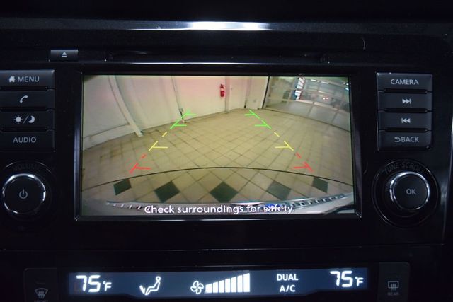 2018 Nissan Rogue AWD SV - 23025619 - 48